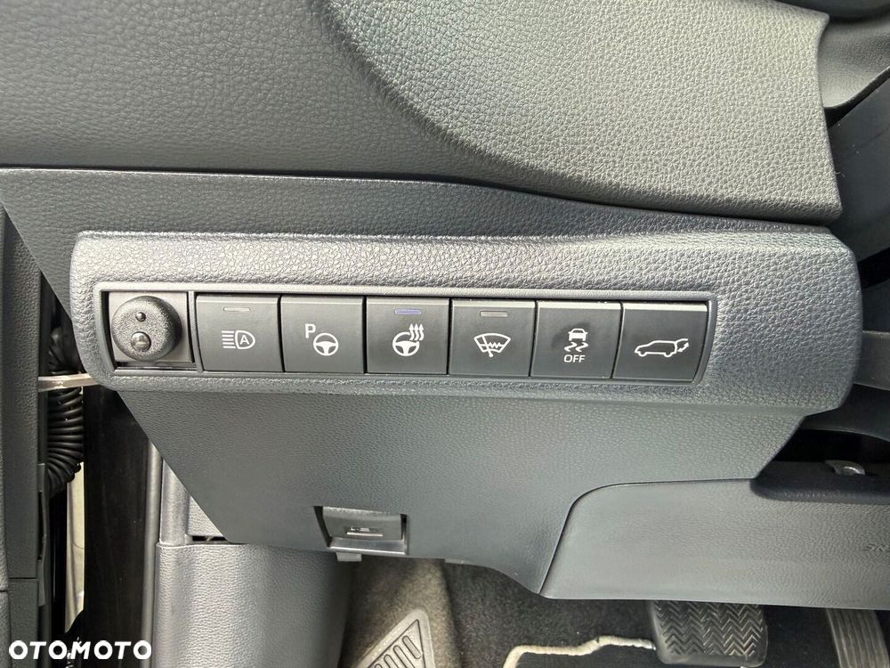 Toyota Corolla - 16