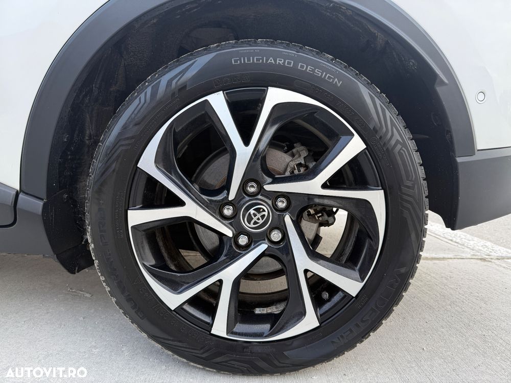 Toyota C-HR Style Selection - 15