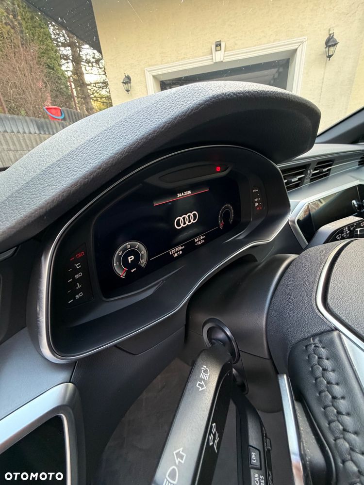 Audi A6 Allroad - 32