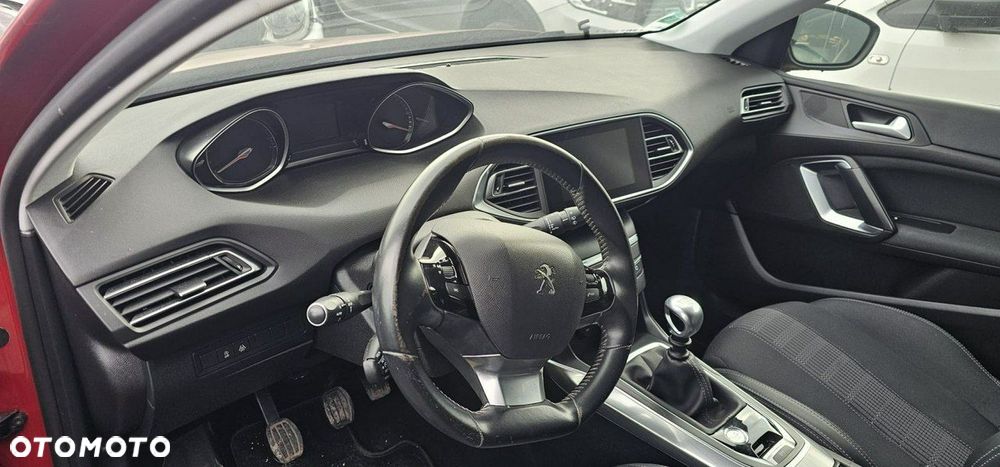 Peugeot 308 - 4