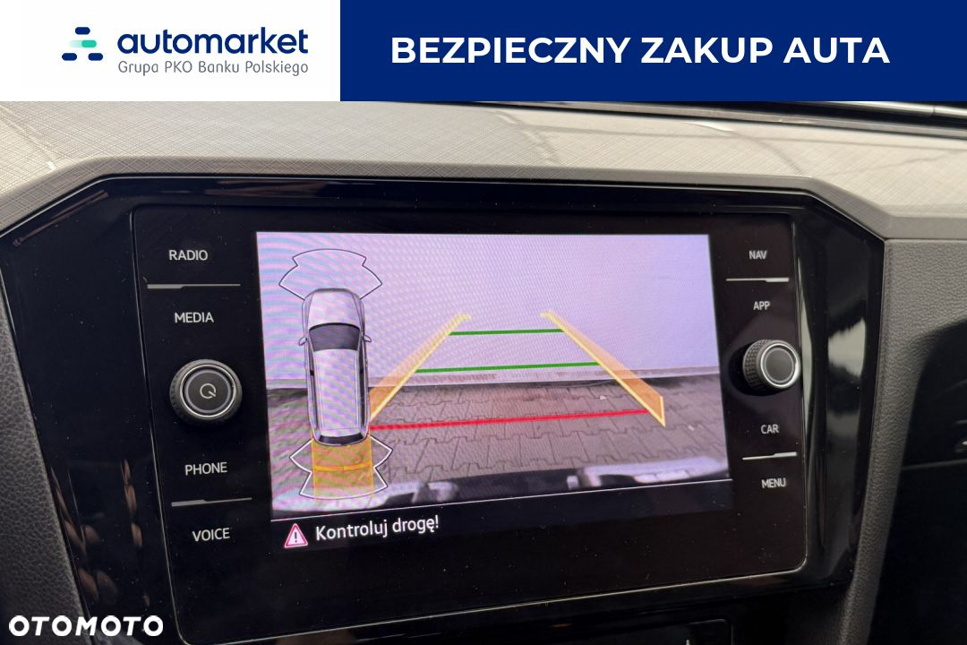 Volkswagen Passat 2.0 TDI Business DSG - 18