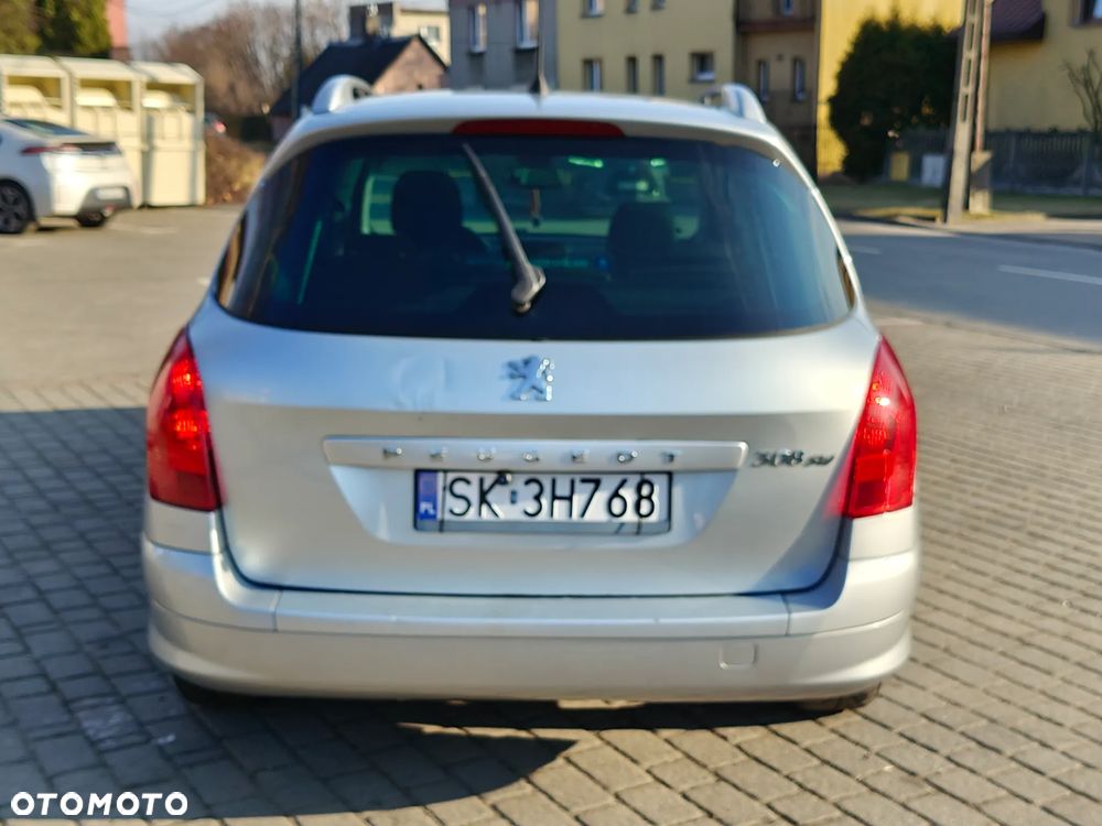 Peugeot 308 1.6 Premium - 9
