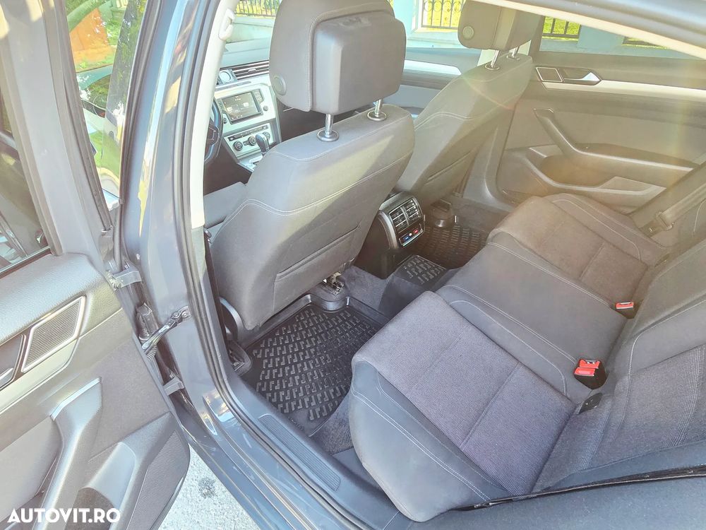 Volkswagen Passat 2.0 TDI DSG Comfortline - 6