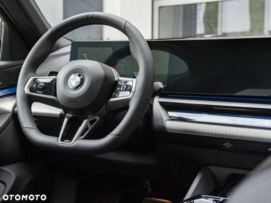 BMW Seria 5 520d xDrive mHEV M Sport - 11