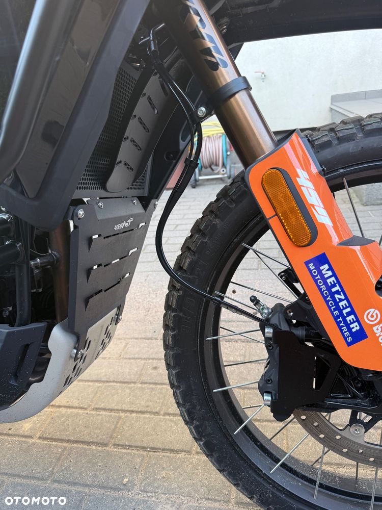 CFMoto 450MT - 8