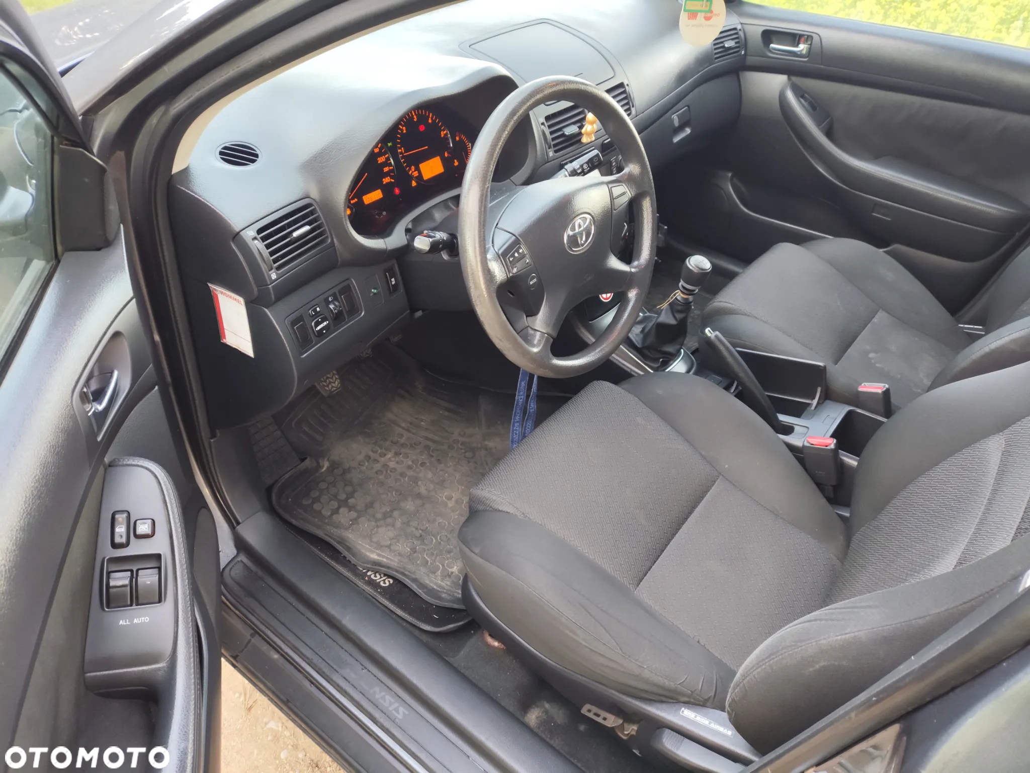 Toyota Avensis 2.0 D-4D Sol - 9