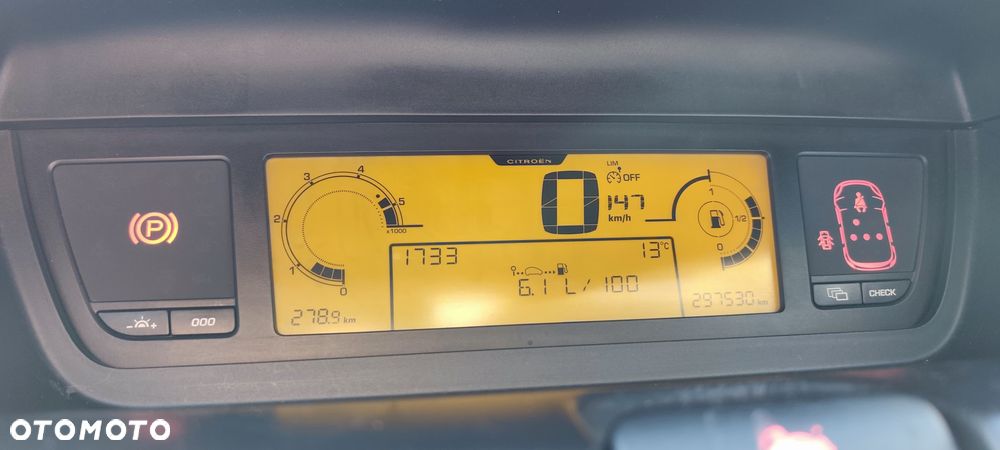 Citroën C4 Picasso - 9