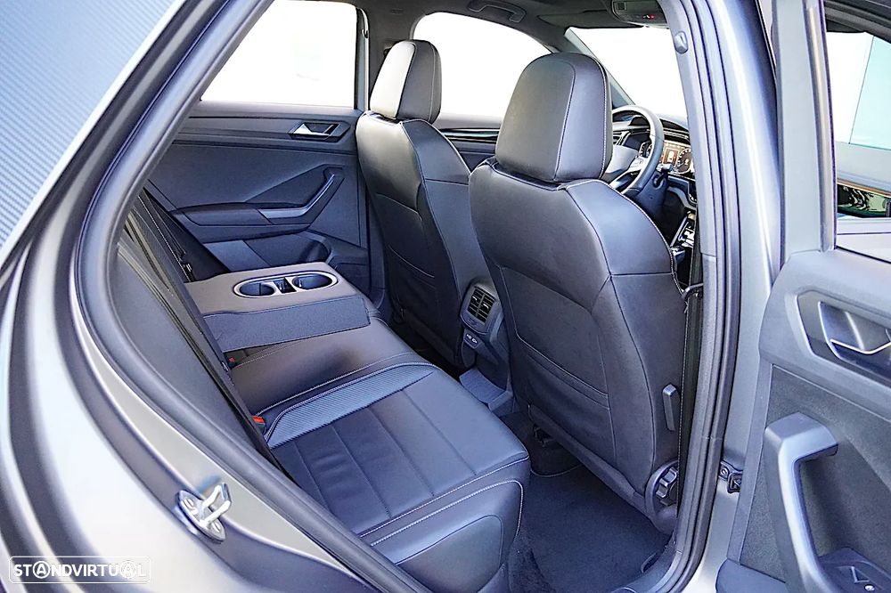 VW T-Roc 1.5 TSI R-Line DSG - 19