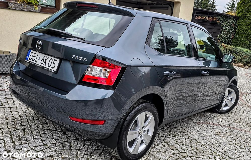 Skoda Fabia 2018 photo 4