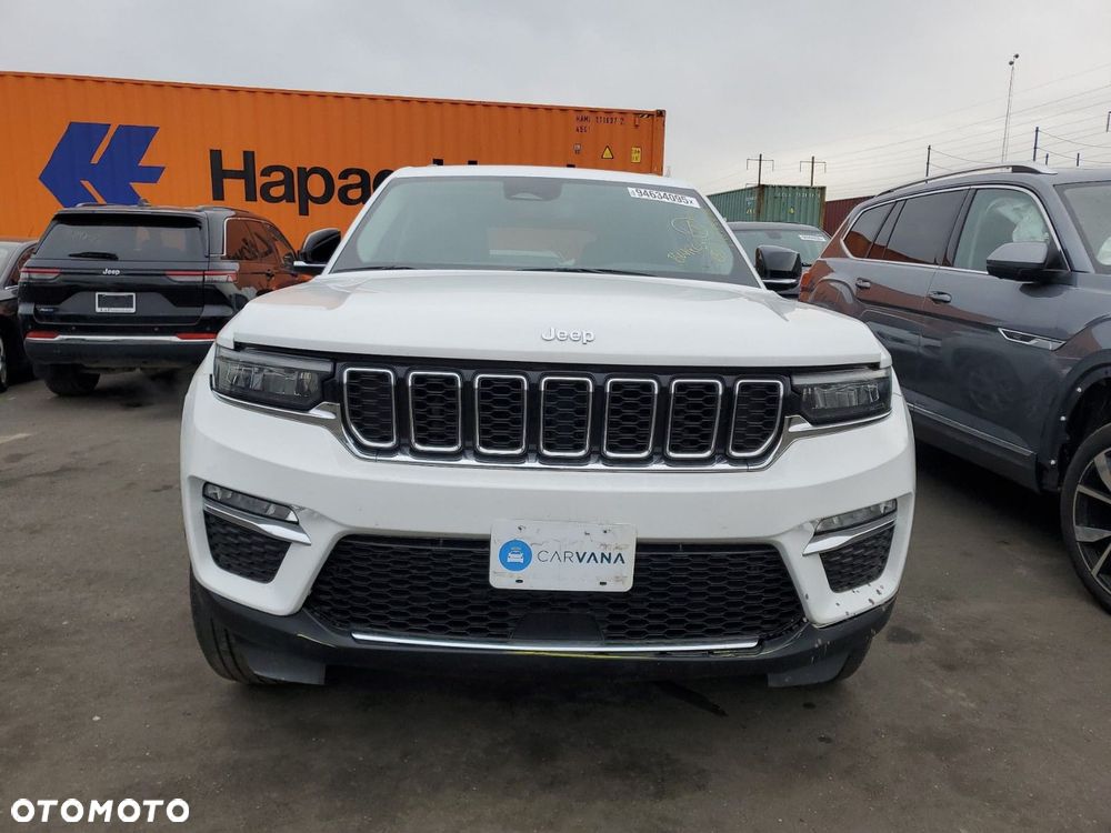 Jeep Grand Cherokee - 20