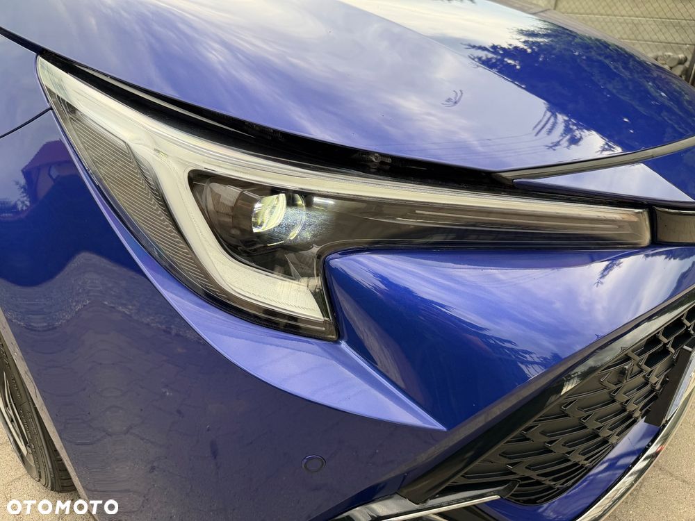 Toyota Corolla 1.8 Business Edition - 25