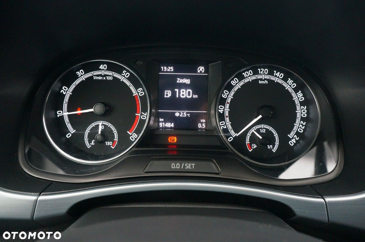 Skoda Fabia 1.0 TSI Ambition - 14