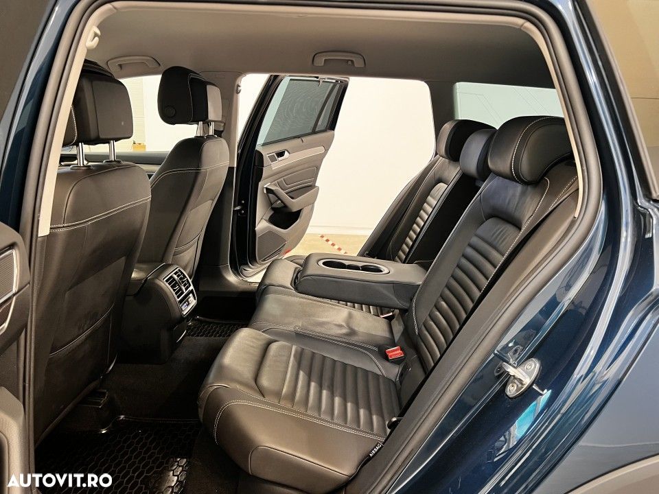 Volkswagen Passat Alltrack - 9