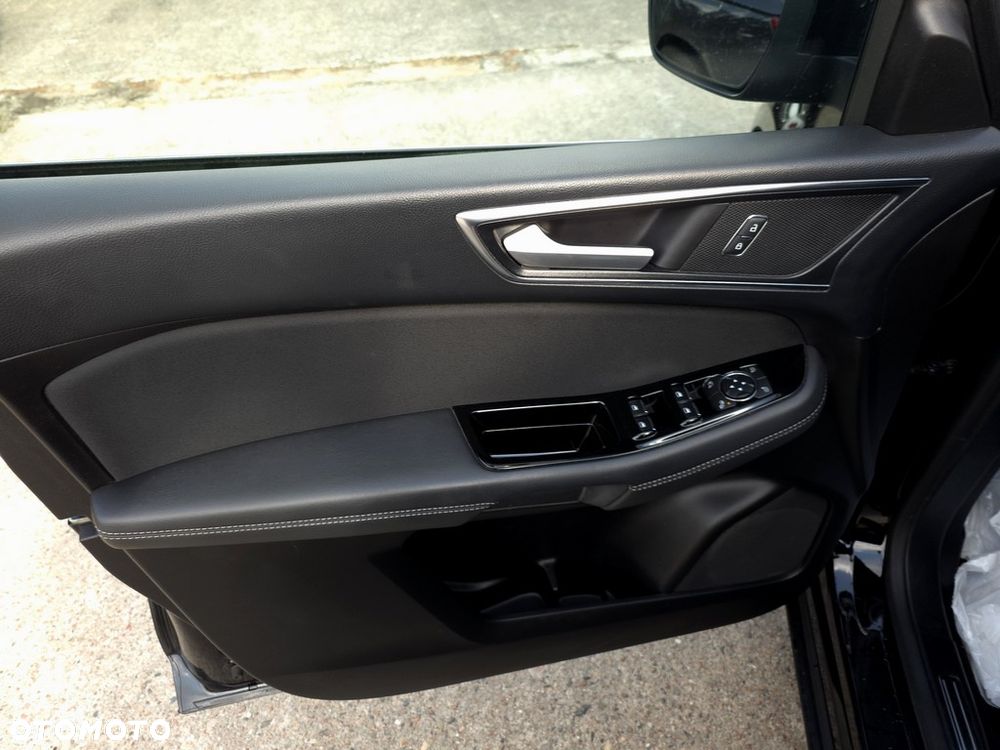 Ford S-Max 2.0 EcoBlue Titanium - 16