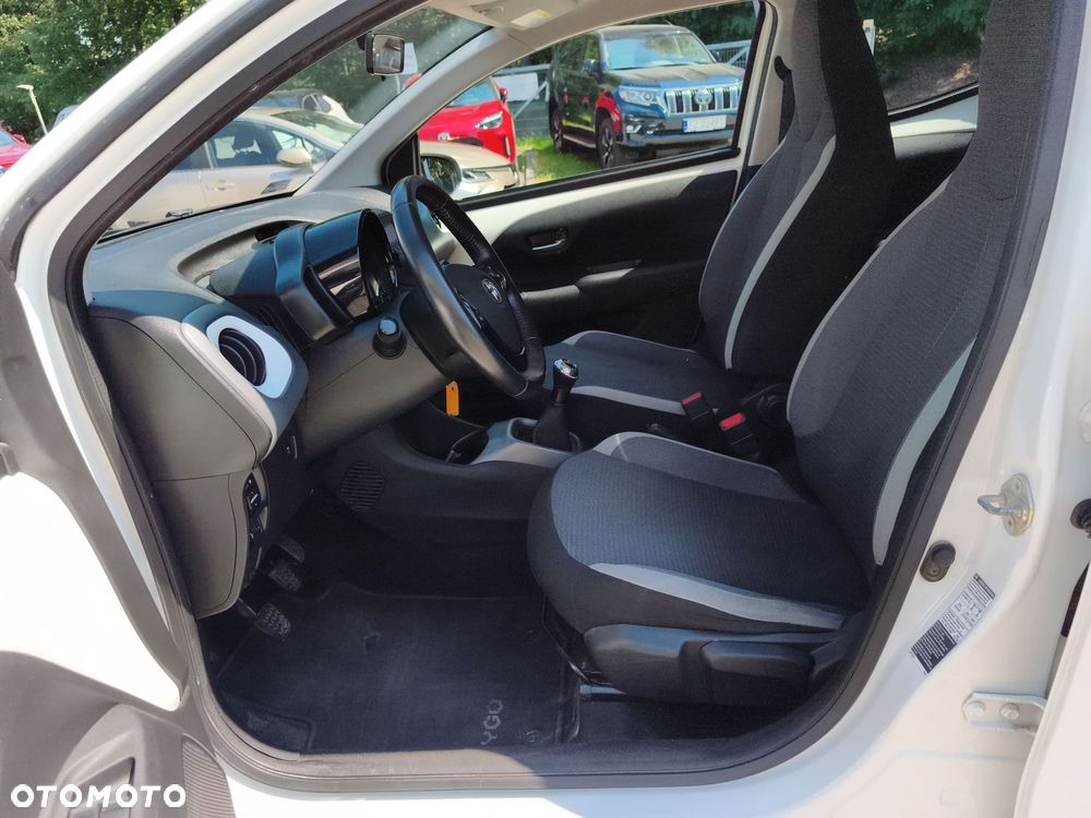 Toyota Aygo - 16