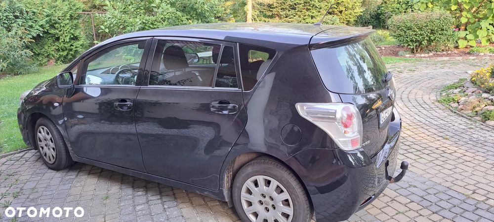Toyota Verso 2.0 D-4D - 3