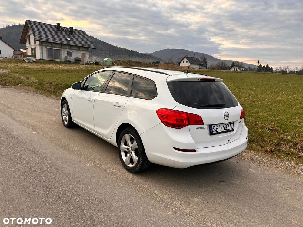 Opel Astra 1.7 CDTI - 10