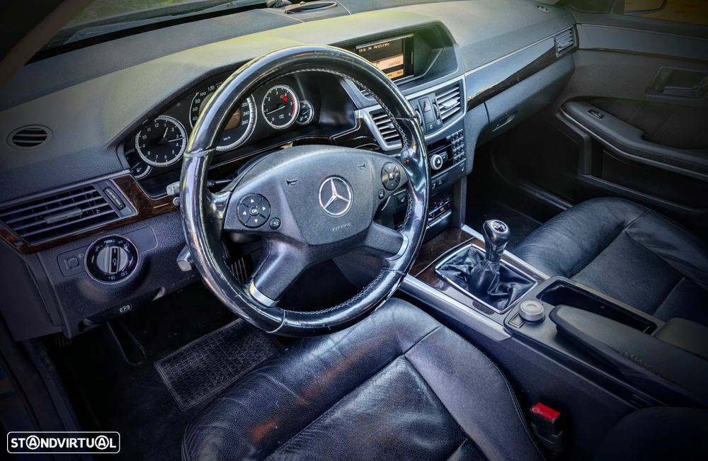 Mercedes-Benz E 250 CDI Executive BlueEfficiency - 13