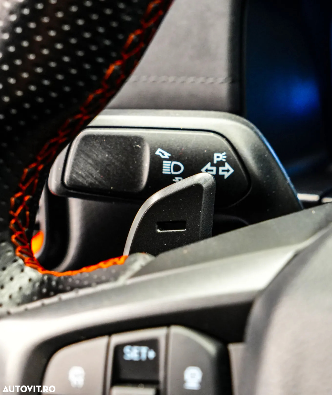 Ford Ranger Pick-Up 3.0 EcoBoost 288 CP 4x4 Cabina Dubla Raptor Aut. - 25