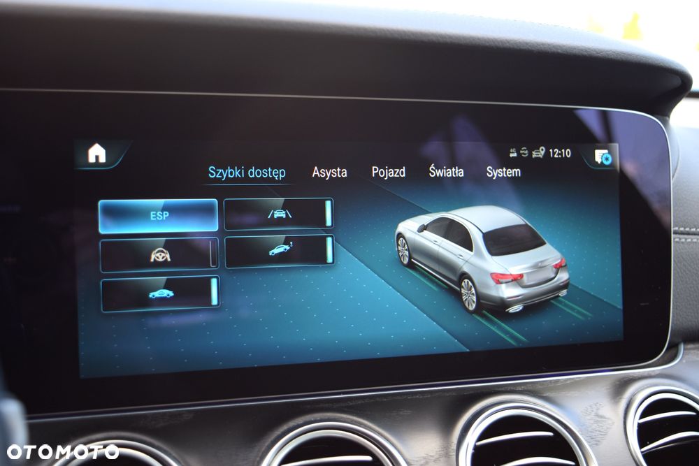 Mercedes-Benz Klasa E 220 d 4-Matic AMG - 28