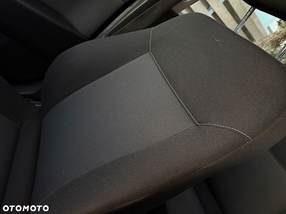 Opel Astra 1.4 NJoy - 24