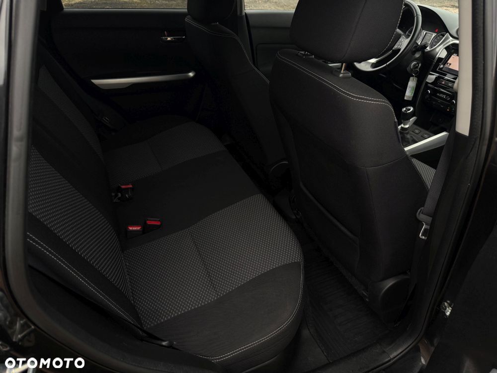 Suzuki Vitara 1.6 DDiS (4x4) Allgrip Comfort - 6