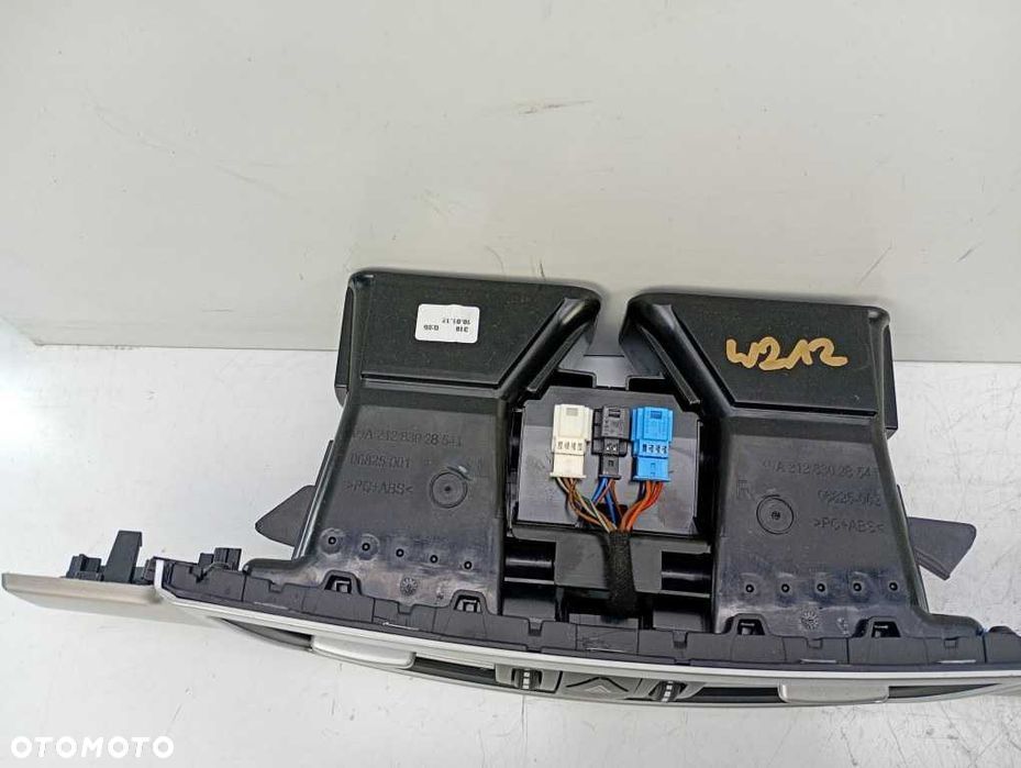 dekor konsoli kratka nawiewu listwa chrom mercedes w212 e-klassa A2128302854 - 12