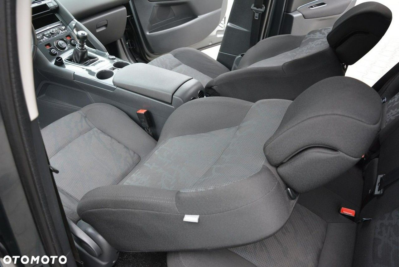 Peugeot 3008 2.0 HDi Allure - 21