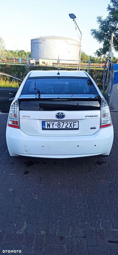 Toyota Prius 1.8 HSD Luna - 3
