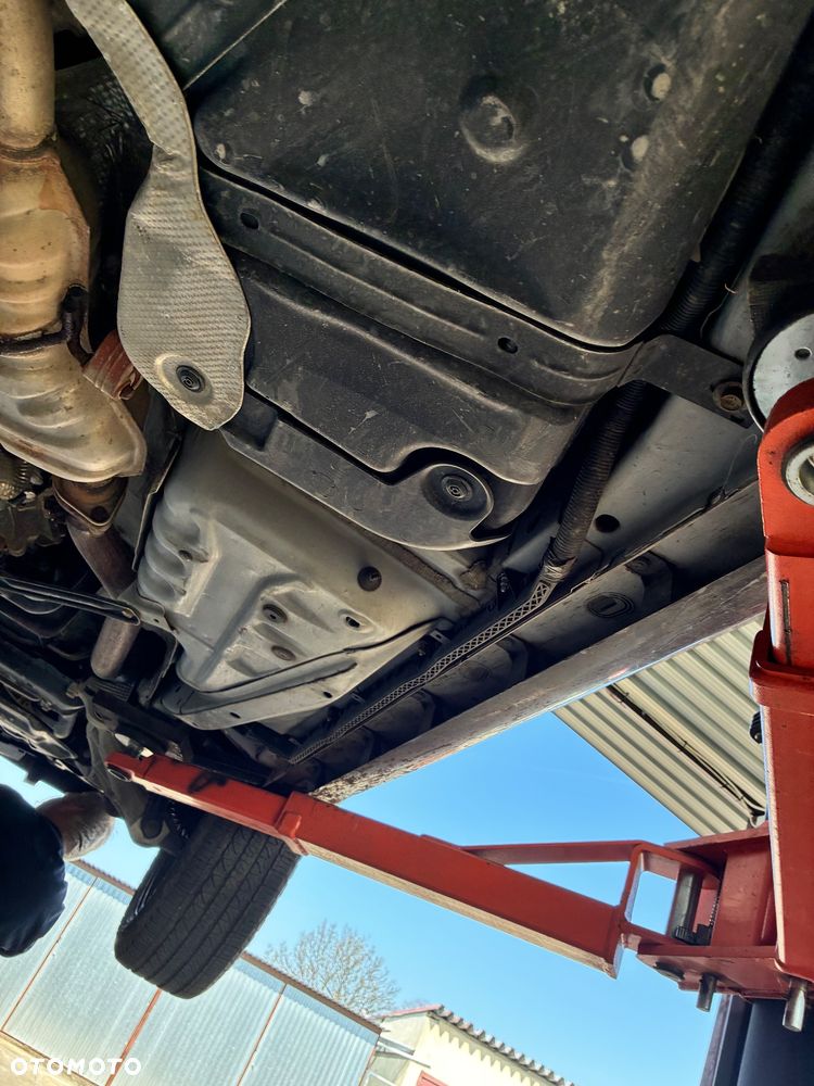 Jeep Grand Cherokee 5.7 V8 HEMI Overland Summit - 38