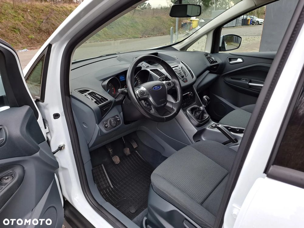 Ford C-MAX - 13