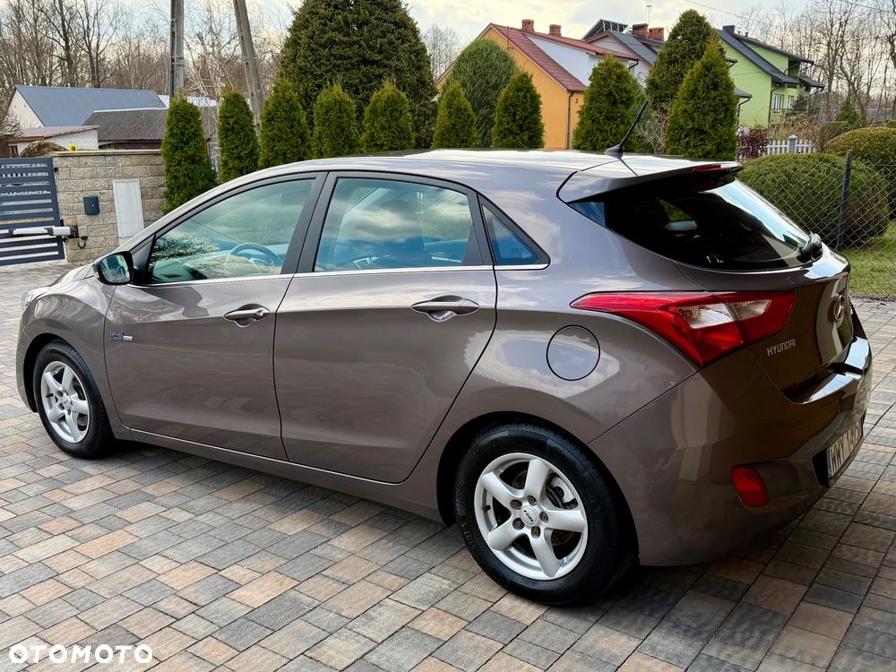 Hyundai i30 1.6 Trend - 4