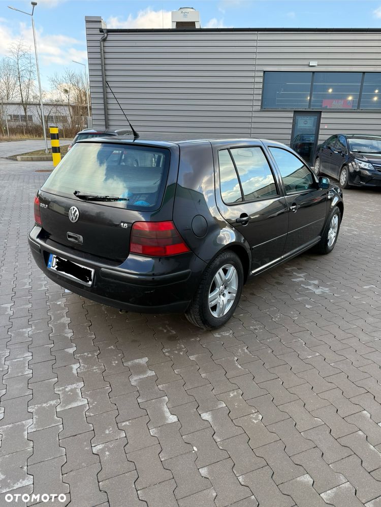 Volkswagen Golf 1.6 Highline - 7