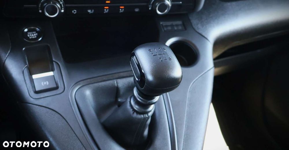 Toyota Proace City - 23