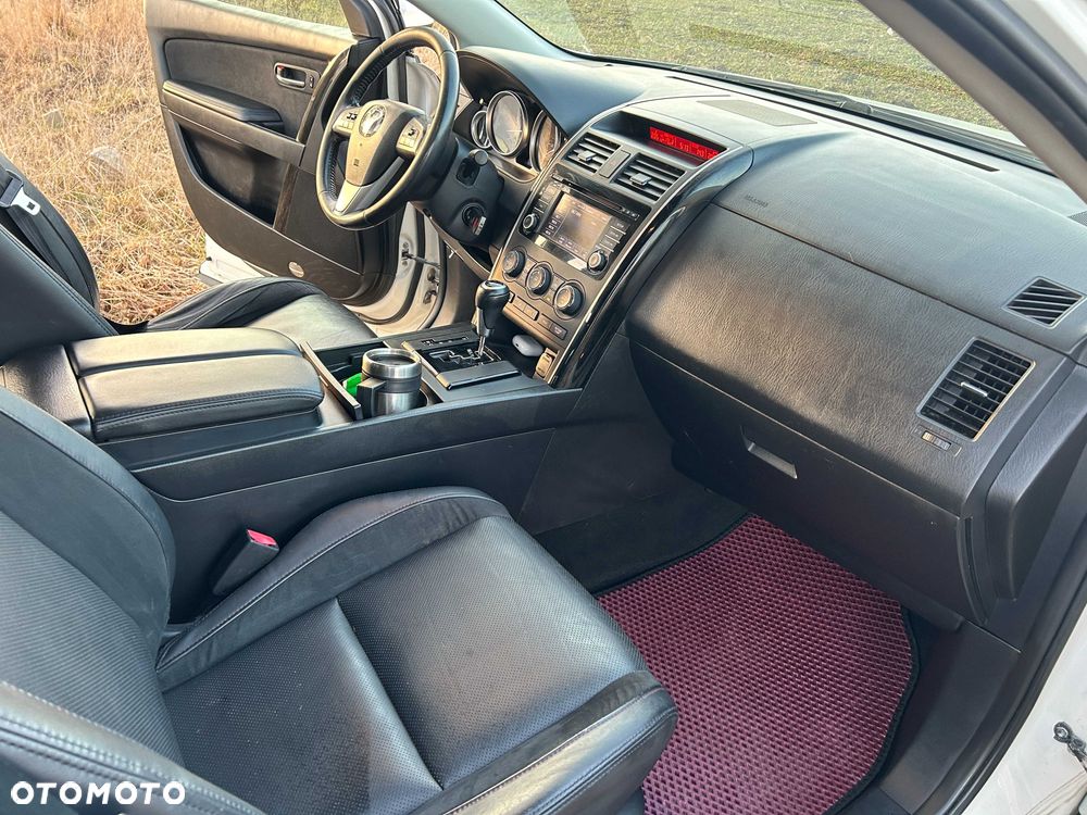 Mazda CX-9 - 8
