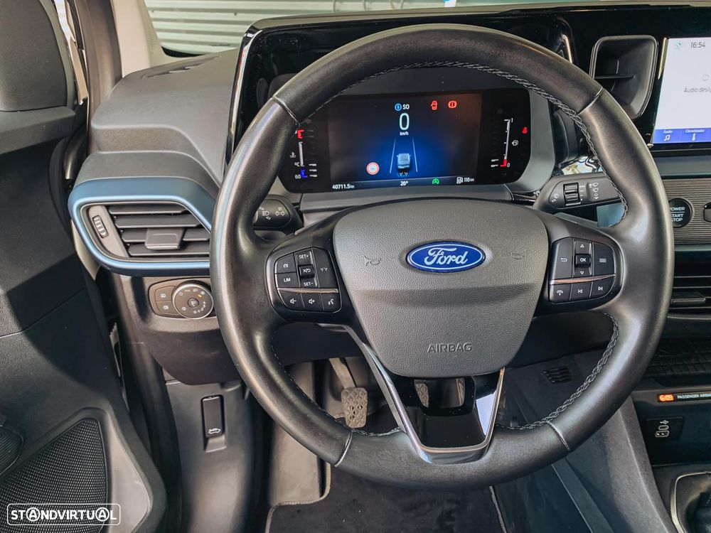 Ford Transit Courier Active - 8