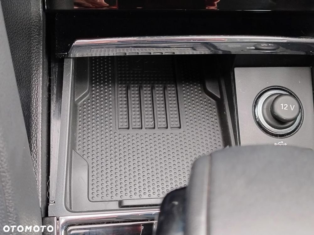 Skoda Karoq 1.5 TSI ACT Selection DSG - 29