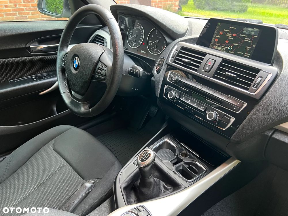 BMW Seria 1 118d Edition Metropolitan - 10