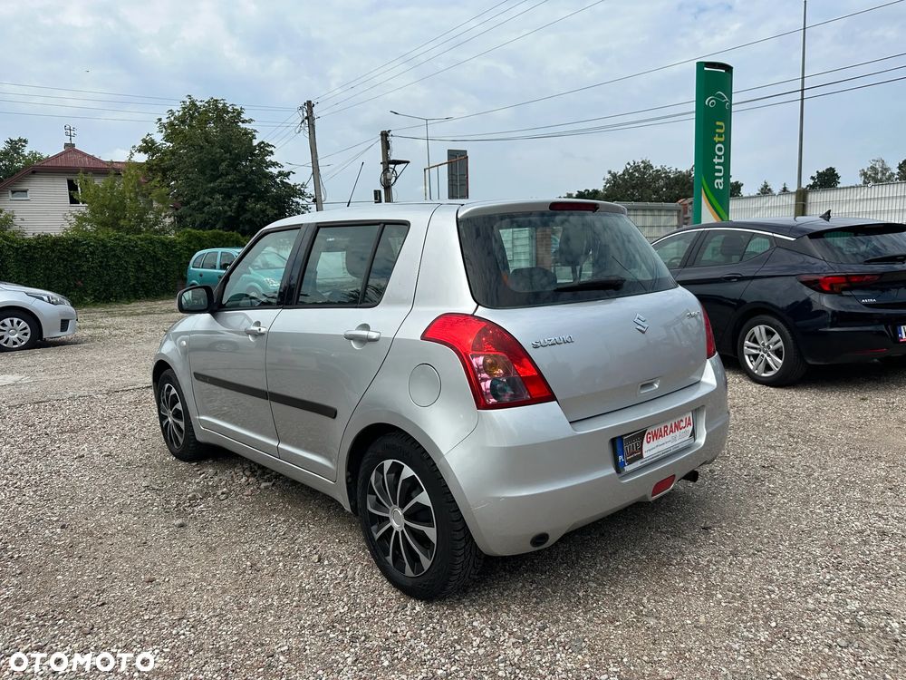 Suzuki Swift - 8