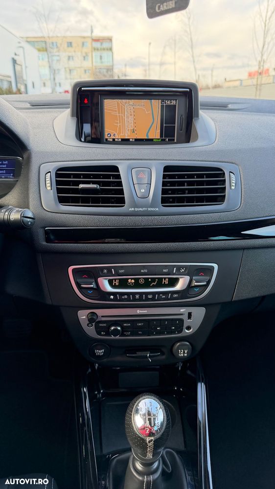 Renault Megane ENERGY dCi 130 Start & Stop Bose Edition - 21