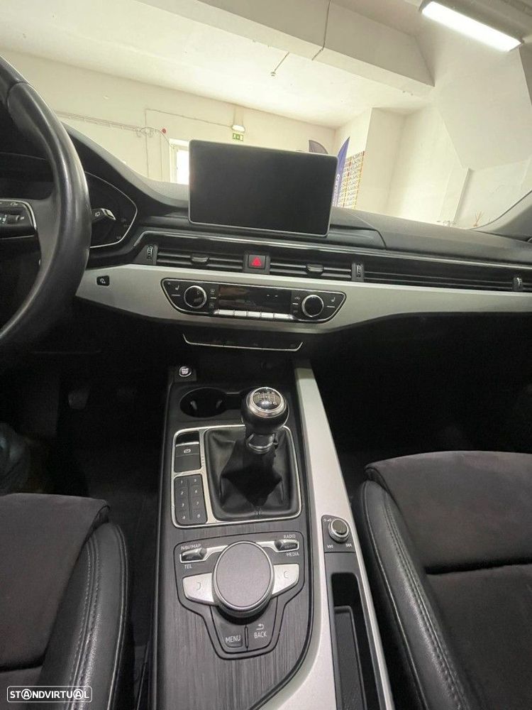 Audi A4 Avant 2.0 TDI S-line - 20