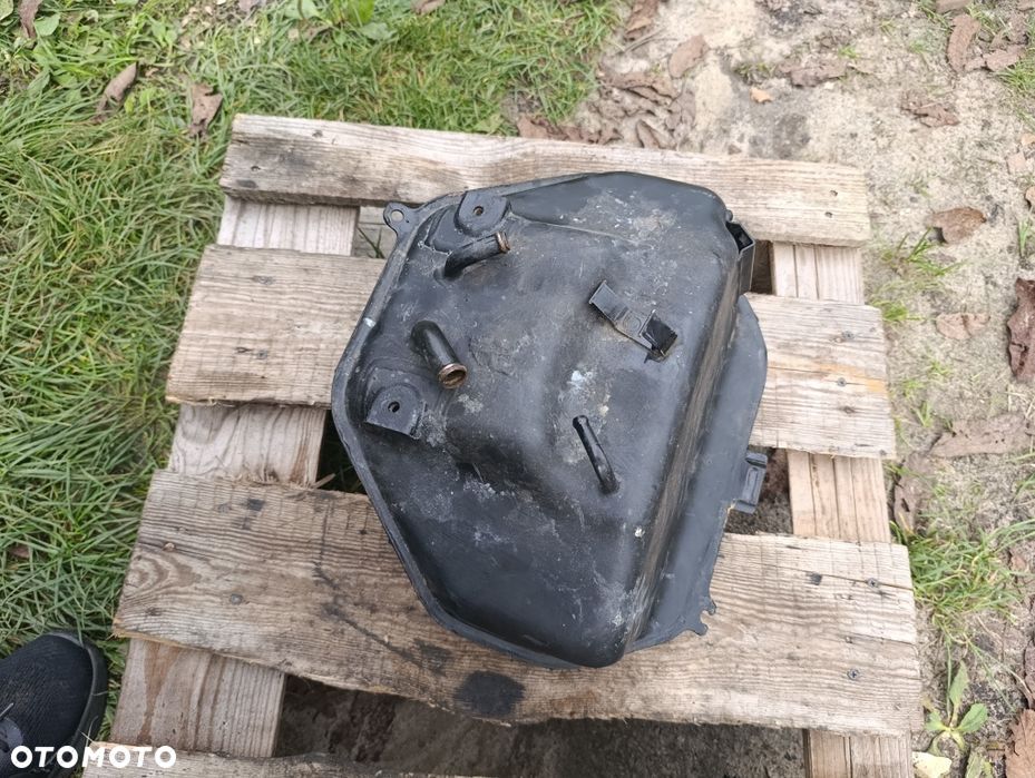 Zbiornik paliwa Yamaha Virago 535 XV 2YL Dolny bak paliwowy części E1 - 4