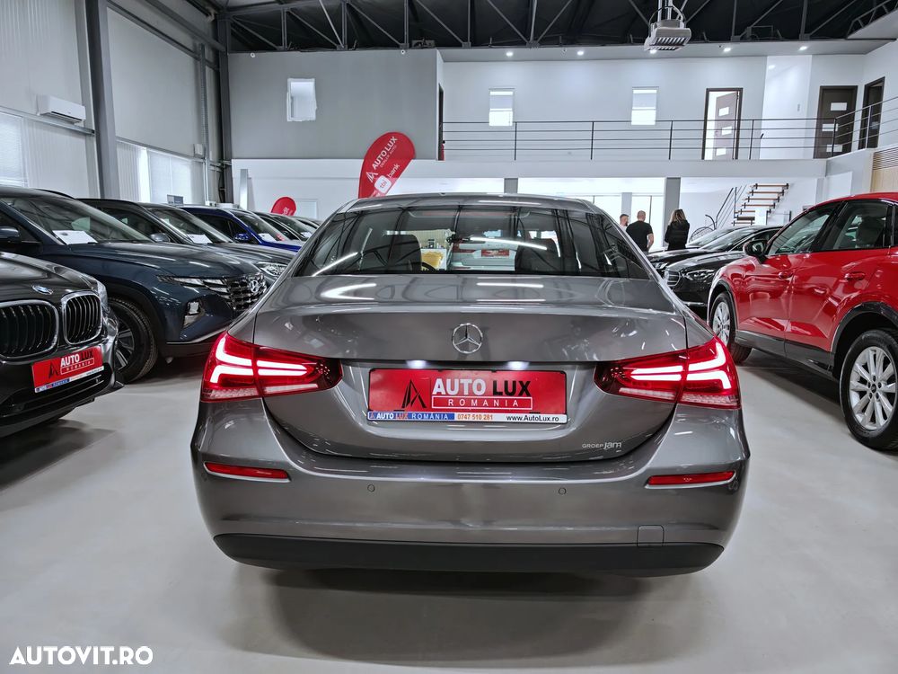 Mercedes-Benz A 180 d 7G-DCT - 32