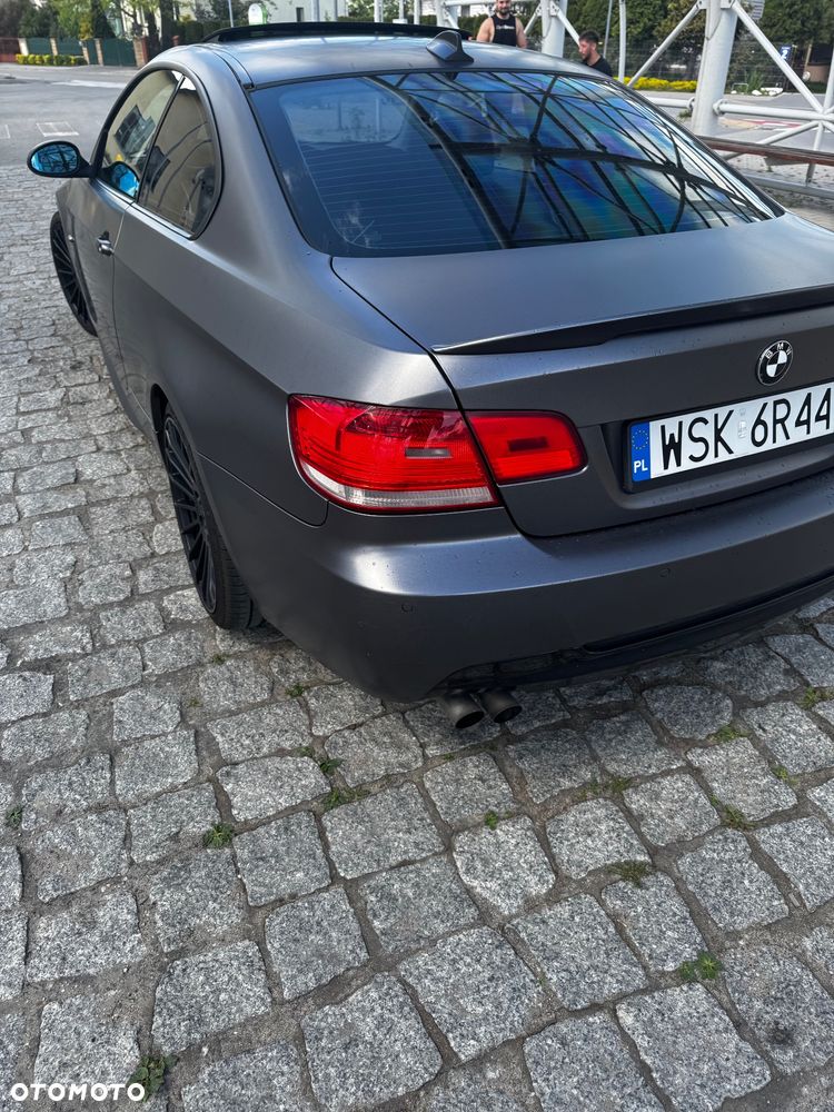 BMW Seria 3 325i - 8