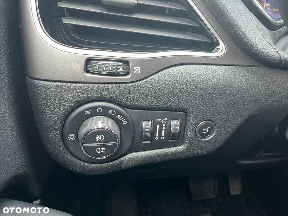 Jeep Cherokee 2.2 MJD Active Drive I Limited - 31