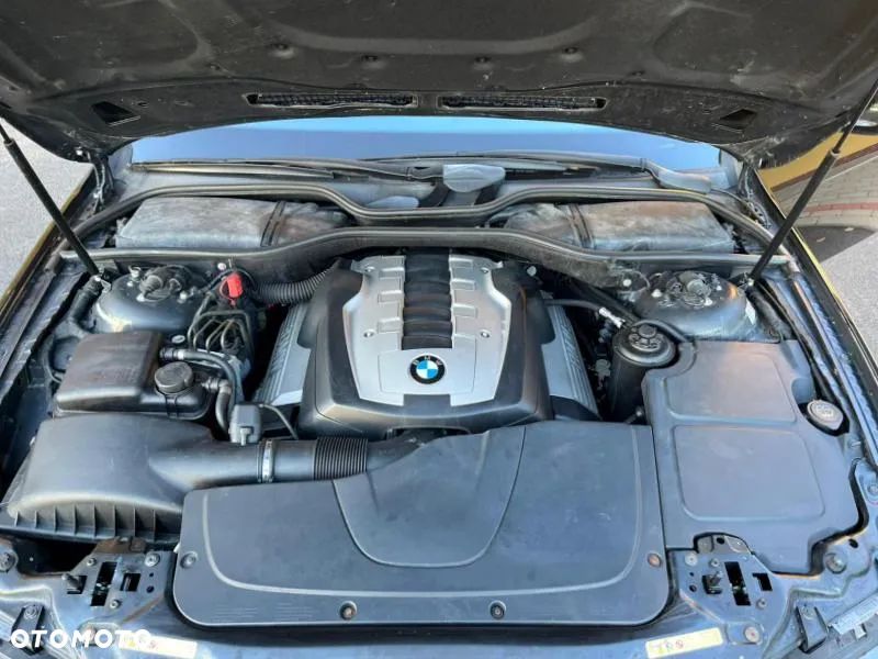 BMW Seria 7 740i L - 22