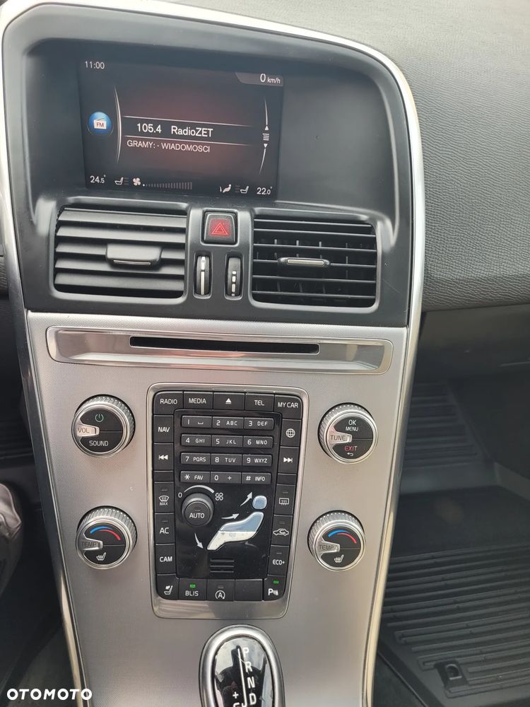 Volvo XC 60 T5 Geartronic Kinetic - 5