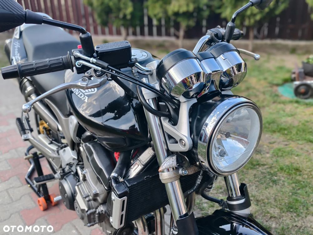 Honda Hornet - 17