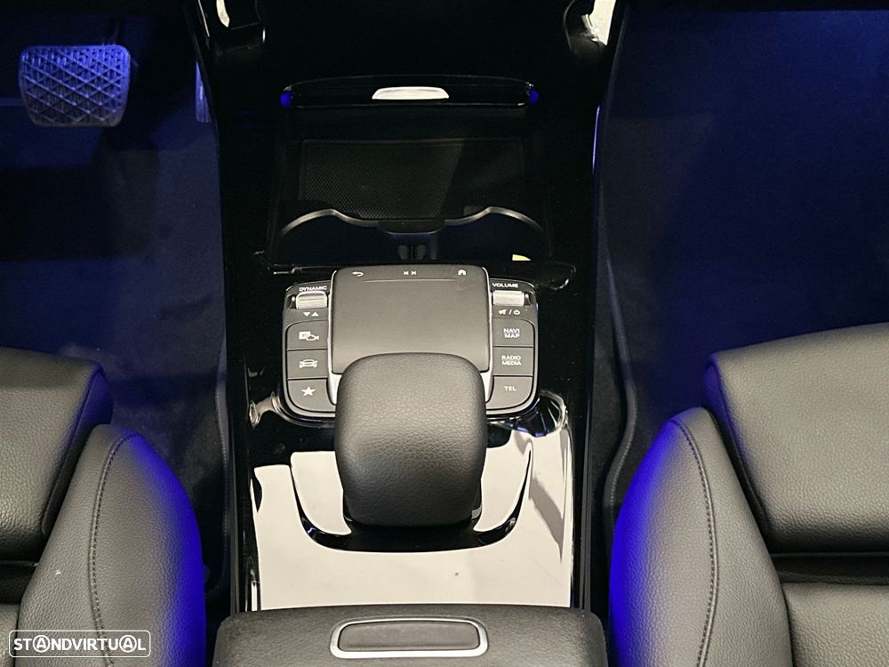 Mercedes-Benz A 180 d 8G-DCT Progressive Advanced - 23