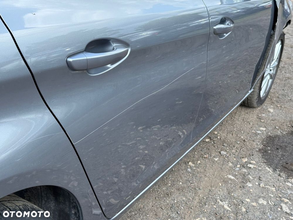 Peugeot 308 - 8